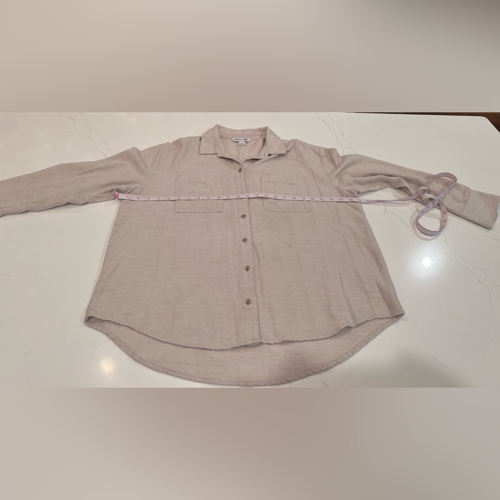 Old Navy Boyfriend Shirt | Large | Oatmeal - Picture 6 of 10